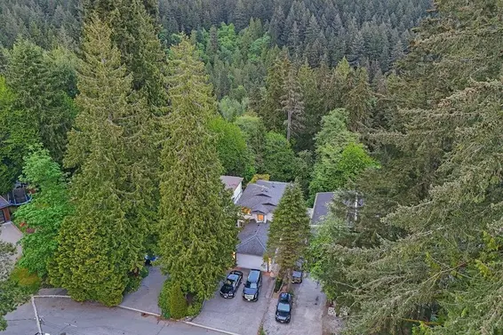 3998 Phyllis Road, North Vancouver For Sale - image 34