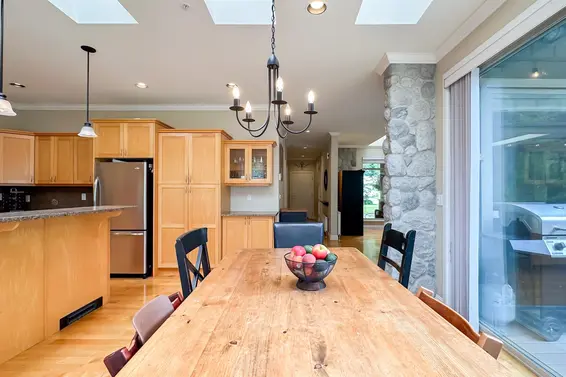 158 Stonegate Drive, West Vancouver For Sale - image 16