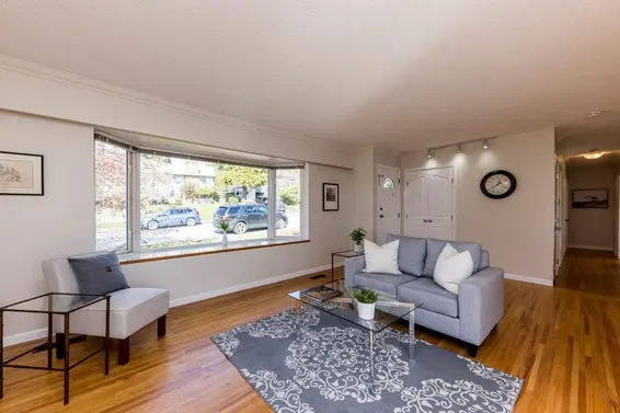 2094 Viewlynn Drive, North Vancouver For Sale - image 20