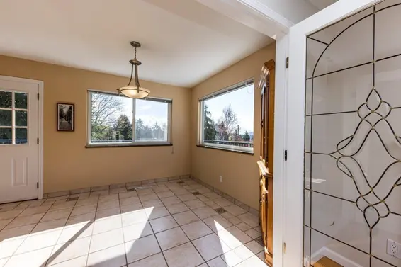 2094 Viewlynn Drive, North Vancouver For Sale - image 21