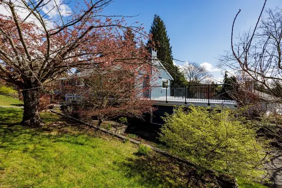 2094 Viewlynn Drive, North Vancouver For Sale - image 38