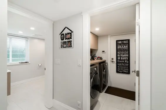 4820 Headland Drive, West Vancouver For Sale - image 12