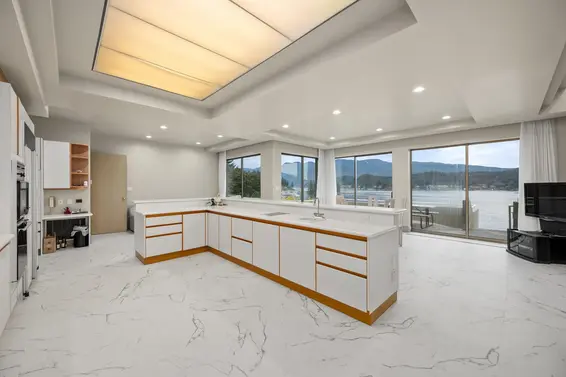 828 Beachview Drive, North Vancouver For Sale - image 16