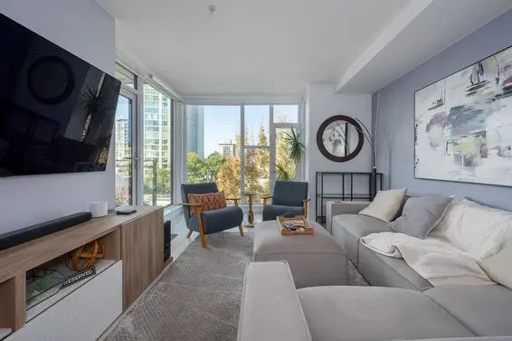 409 111 East 3rd Street, North Vancouver For Sale - image 5