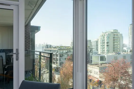 409 111 East 3rd Street, North Vancouver For Sale - image 8