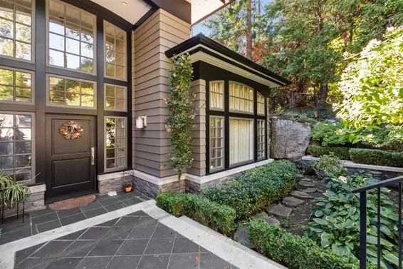 4668 Clovelly Walk, West Vancouver For Sale - image 26