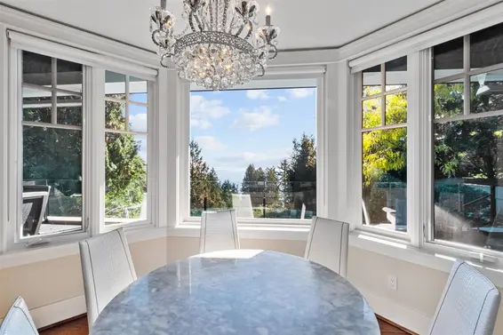 4668 Clovelly Walk, West Vancouver For Sale - image 6