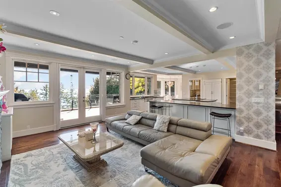 4668 Clovelly Walk, West Vancouver For Sale - image 9