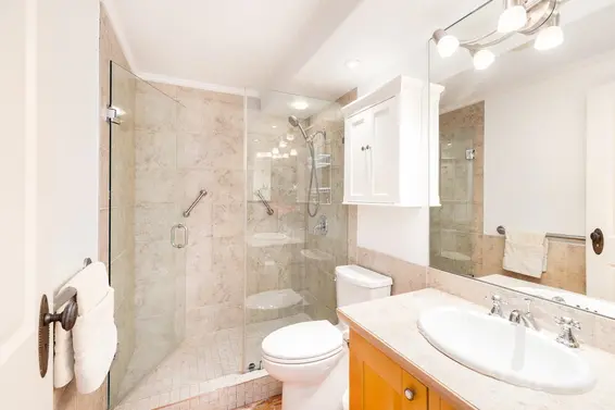 1226 235 Keith Road, West Vancouver For Sale - image 22