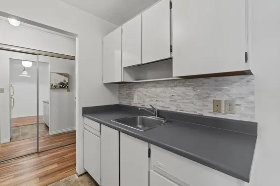 315 310 West 3rd Street, North Vancouver For Sale - image 12