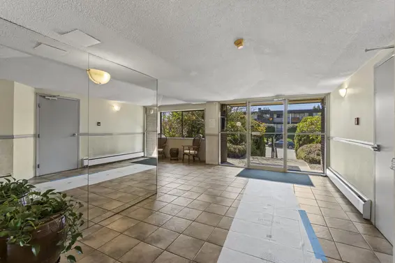 315 310 West 3rd Street, North Vancouver For Sale - image 23