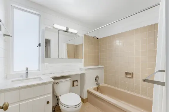865 East 12th Street, North Vancouver For Sale - image 16