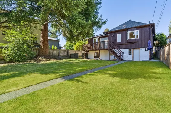 865 East 12th Street, North Vancouver For Sale - image 17