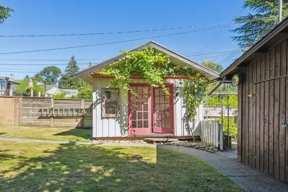 865 East 12th Street, North Vancouver For Sale - image 27