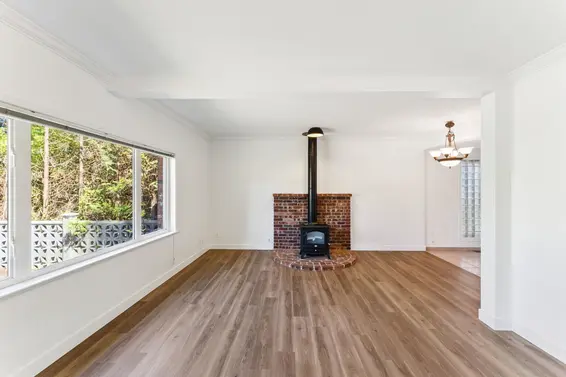 865 East 12th Street, North Vancouver For Sale - image 5