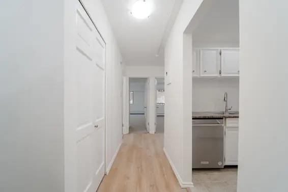 102 150 East 5th Street, North Vancouver For Sale - image 18