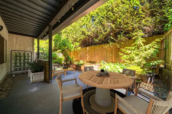 102 150 East 5th Street, North Vancouver For Sale - image 19