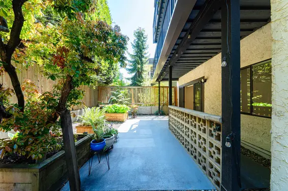 102 150 East 5th Street, North Vancouver For Sale - image 25