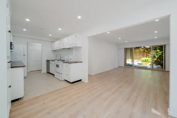 102 150 East 5th Street, North Vancouver For Sale - image 6