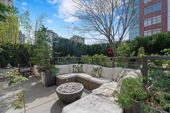 105 131 East 3rd Street, North Vancouver For Sale - image 2