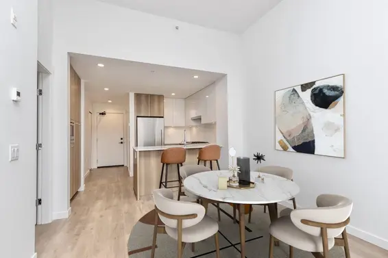 314 715 West 15Th Street, North Vancouver
