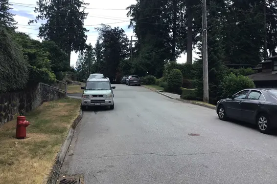 528 Greenway Avenue, North Vancouver For Sale - image 9