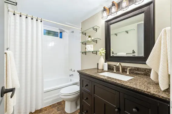 403 555 West 28th Street, North Vancouver For Sale - image 17