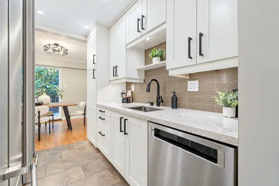 403 555 West 28th Street, North Vancouver For Sale - image 7