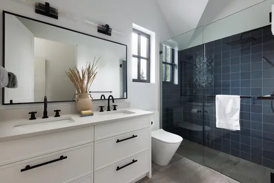2902 Crescentview Drive, North Vancouver For Sale - image 25