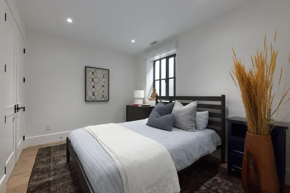 2902 Crescentview Drive, North Vancouver For Sale - image 32