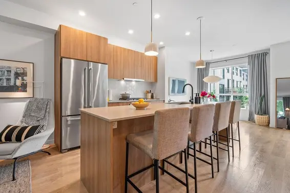 16 533 East 3rd Street, North Vancouver For Sale - image 10