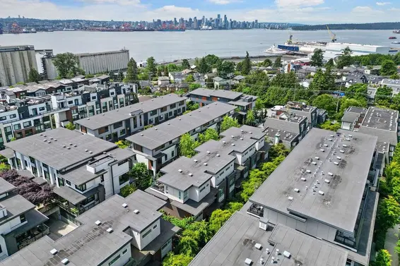 16 533 East 3rd Street, North Vancouver For Sale - image 3