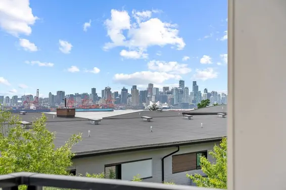 16 533 East 3rd Street, North Vancouver For Sale - image 37