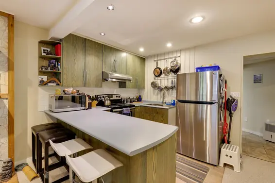 3821 Lonsdale Avenue, North Vancouver For Sale - image 28