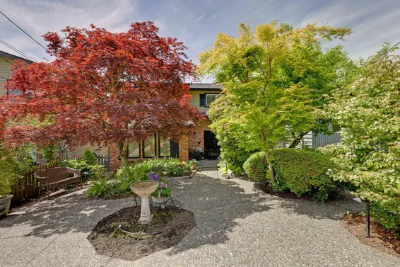 3821 Lonsdale Avenue, North Vancouver For Sale - image 31