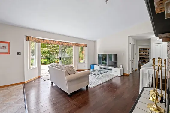 4130 Russell Court, North Vancouver For Sale - image 13