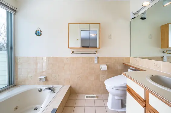 4130 Russell Court, North Vancouver For Sale - image 18