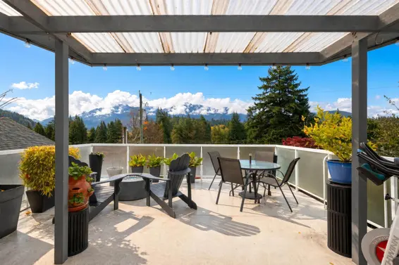 1912 Cliffwood Road, North Vancouver For Sale - image 10