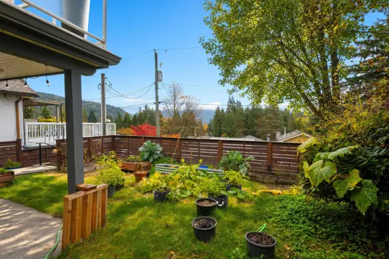 1912 Cliffwood Road, North Vancouver For Sale - image 28