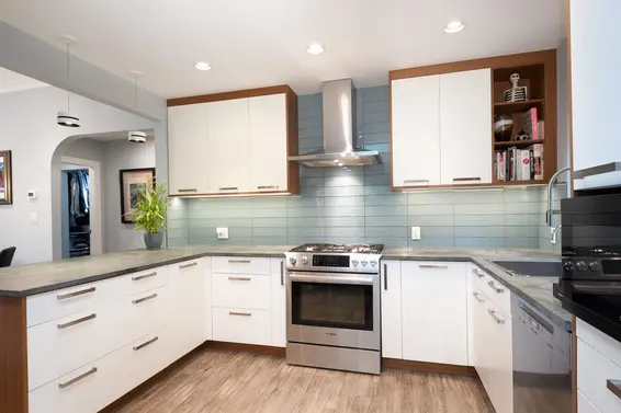 1912 Cliffwood Road, North Vancouver For Sale - image 3