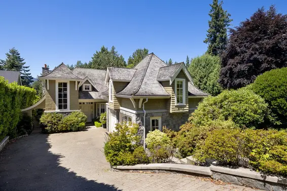 6154 Gleneagles Drive, West Vancouver For Sale - image 2