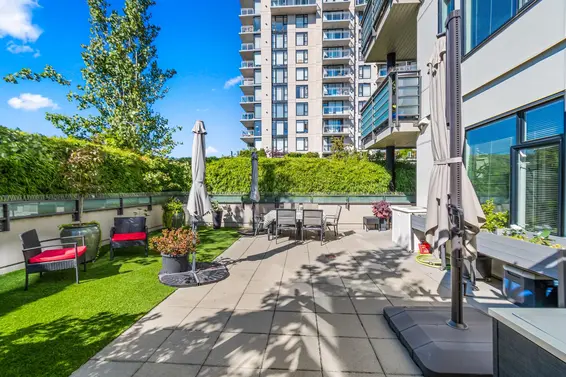207 123 West 1St Street, North Vancouver