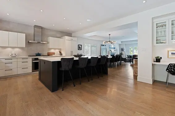 934 Forest Hills Drive, North Vancouver For Sale - image 10