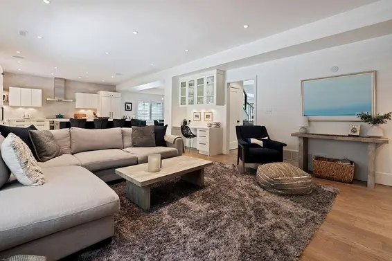 934 Forest Hills Drive, North Vancouver For Sale - image 17