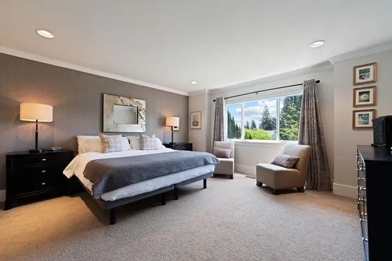 934 Forest Hills Drive, North Vancouver For Sale - image 25