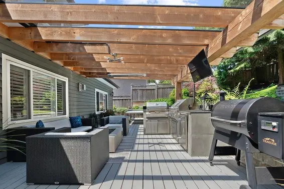 934 Forest Hills Drive, North Vancouver For Sale - image 33