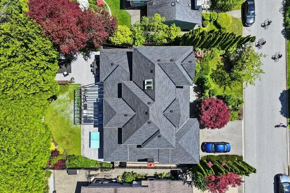 934 Forest Hills Drive, North Vancouver For Sale - image 37
