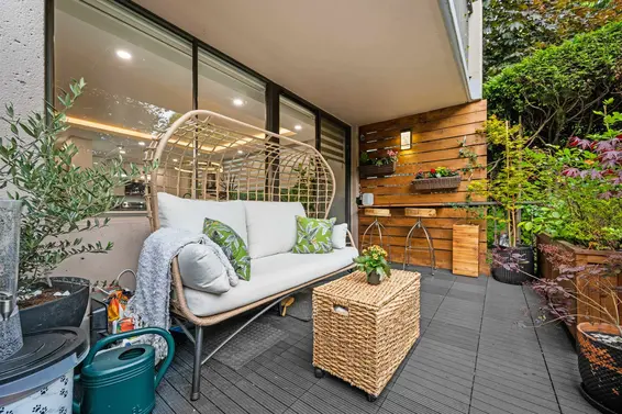 L1 555 13th Street, West Vancouver For Sale - image 25