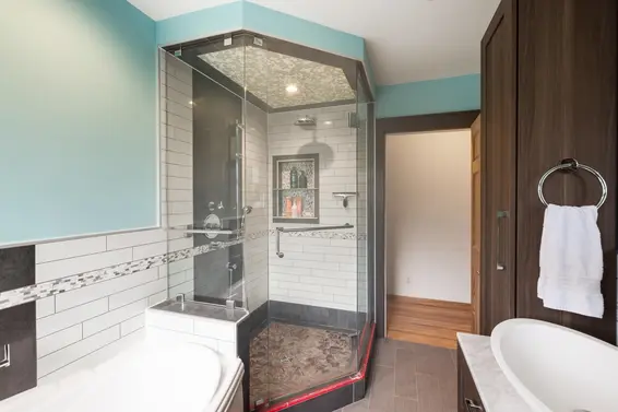 2041 Tompkins Crescent, North Vancouver For Sale - image 27