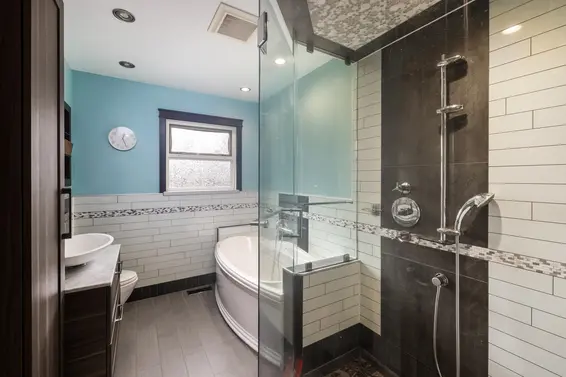 2041 Tompkins Crescent, North Vancouver For Sale - image 28